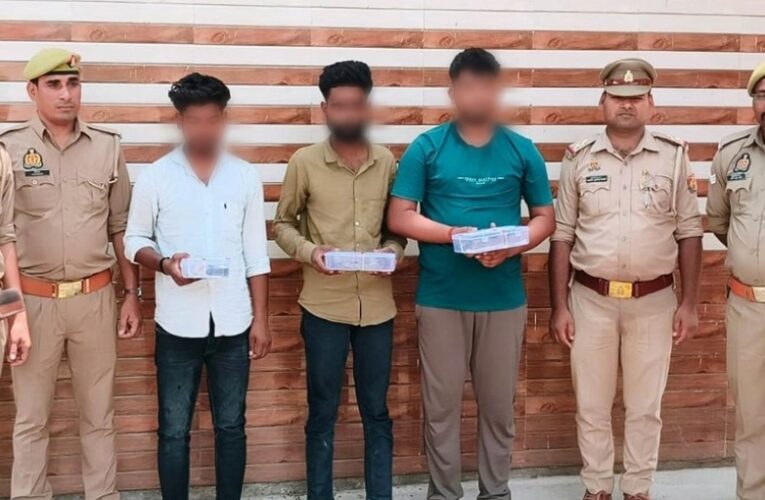 चोरी की नकदी व आभूषणों सहित तीन गिरफ्तार 