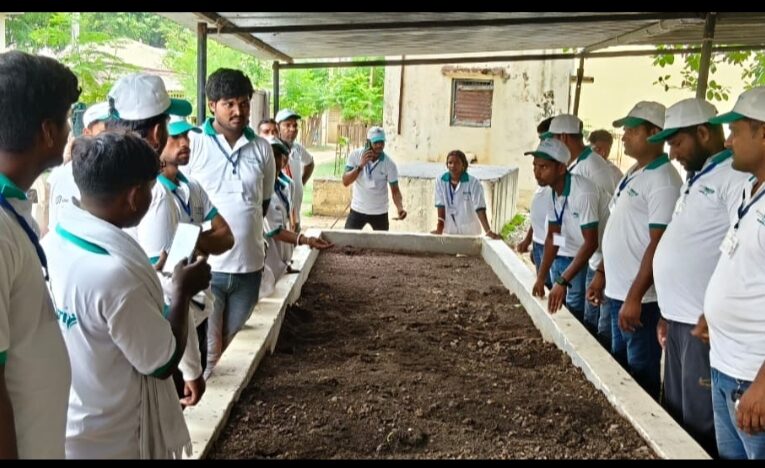उन्नत खेती हेतु खेत की मिट्टी की जांच आवश्यक 