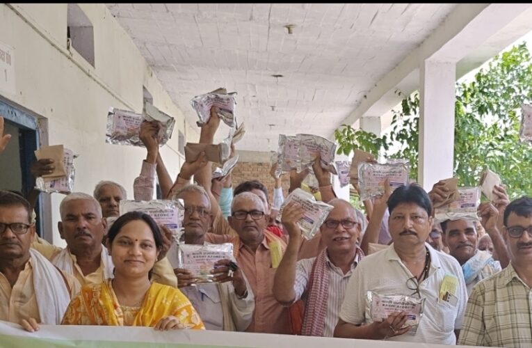 मिट्टी परीक्षण के आधार पर संतुलित उर्वरकों का प्रयोग आवश्यक