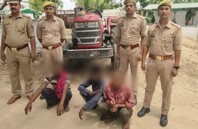 चोरी के मामले में तीन अभियुक्त गिरफ्तार 