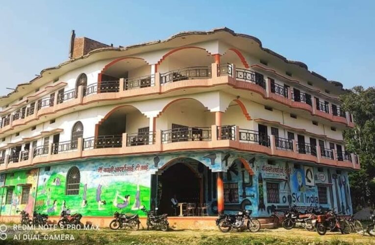 आईटीआई के छात्रों ने किया कालेज का नाम रोशन