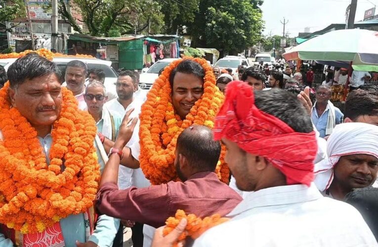 भाजपा के नवनियुक्त क्षेत्रीय उपाध्यक्ष व क्षेत्रीय मंत्री का हुआ स्वागत 