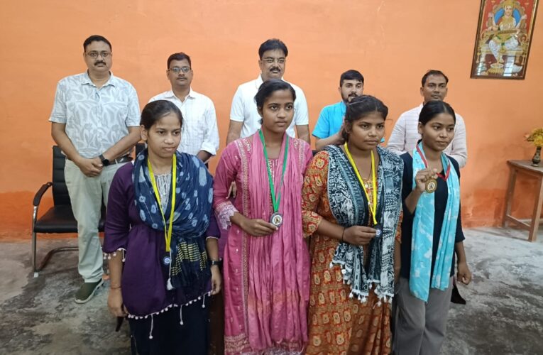 सेवा भावना समाज और राष्ट्र के प्रति जिम्मेदारी का भाव